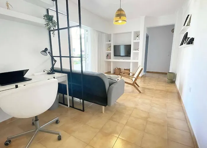 Gravity Scandi * Lalyssos