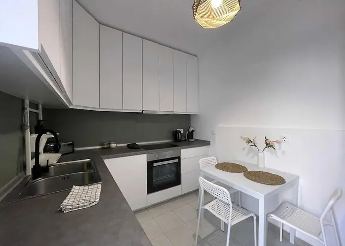 Gravity Scandi * Ialysos (Rhodes)